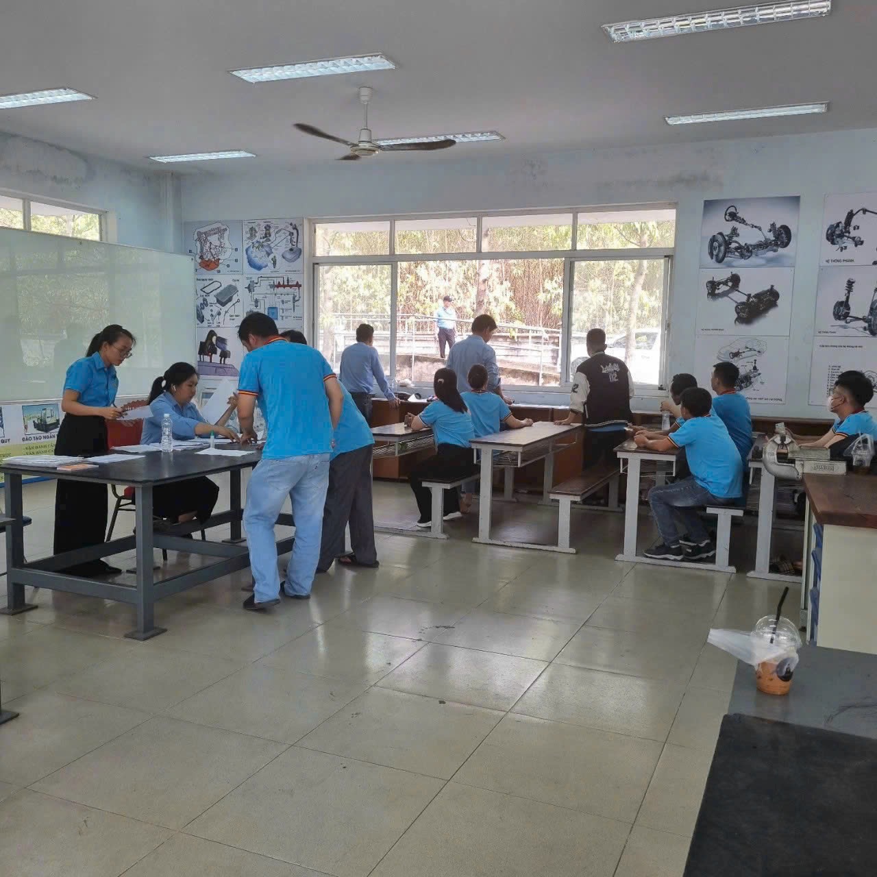 ĐÀO TẠO LÁI XE HẠNG B TỰ ĐỘNG, HẠNG B CƠ KHÍ